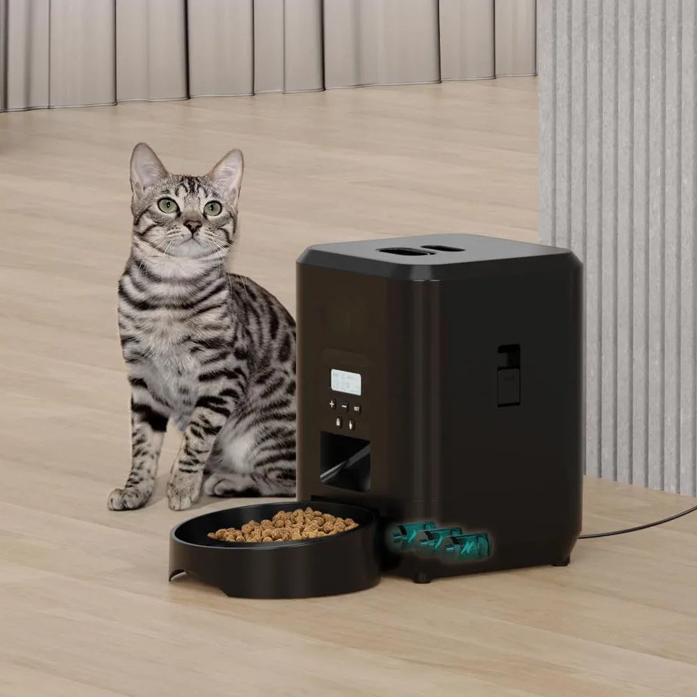 Smart Pet Feeder Automatic Cat and dog feeder.