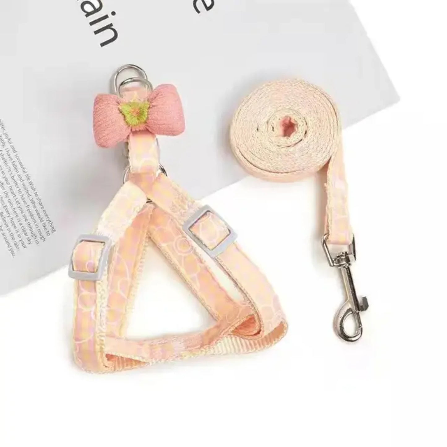 Pet leash dog harnesses, and cat leashes