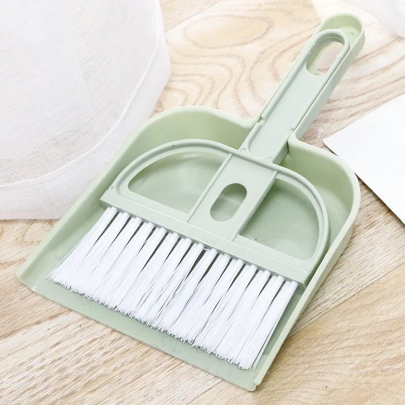 Cat, hamster, small broom set, pet professional cleaning tools, rabbit bedpan, guinea pig toilet, broom accessories