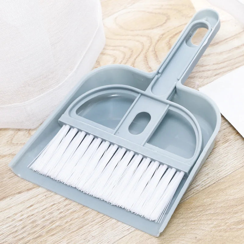 Cat, hamster, small broom set, pet professional cleaning tools, rabbit bedpan, guinea pig toilet, broom accessories