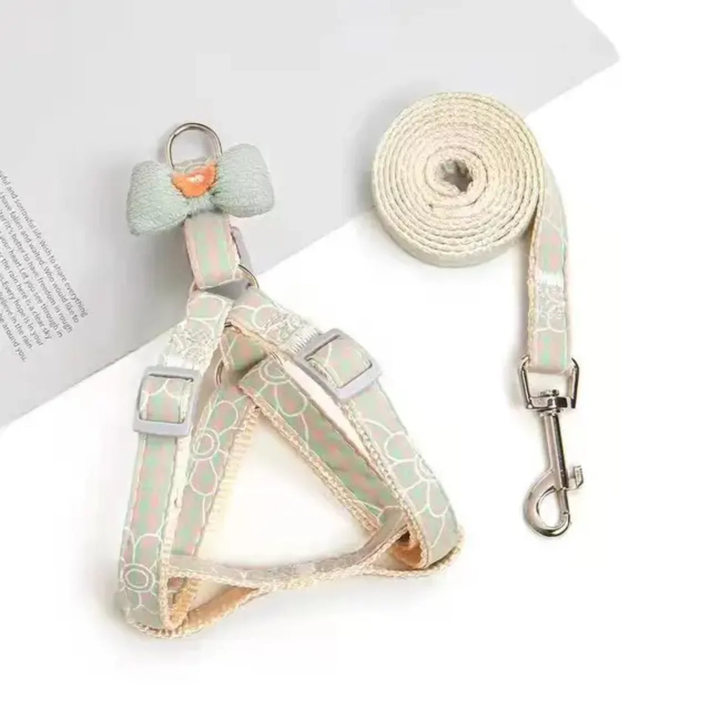 Pet leash dog harnesses, and cat leashes
